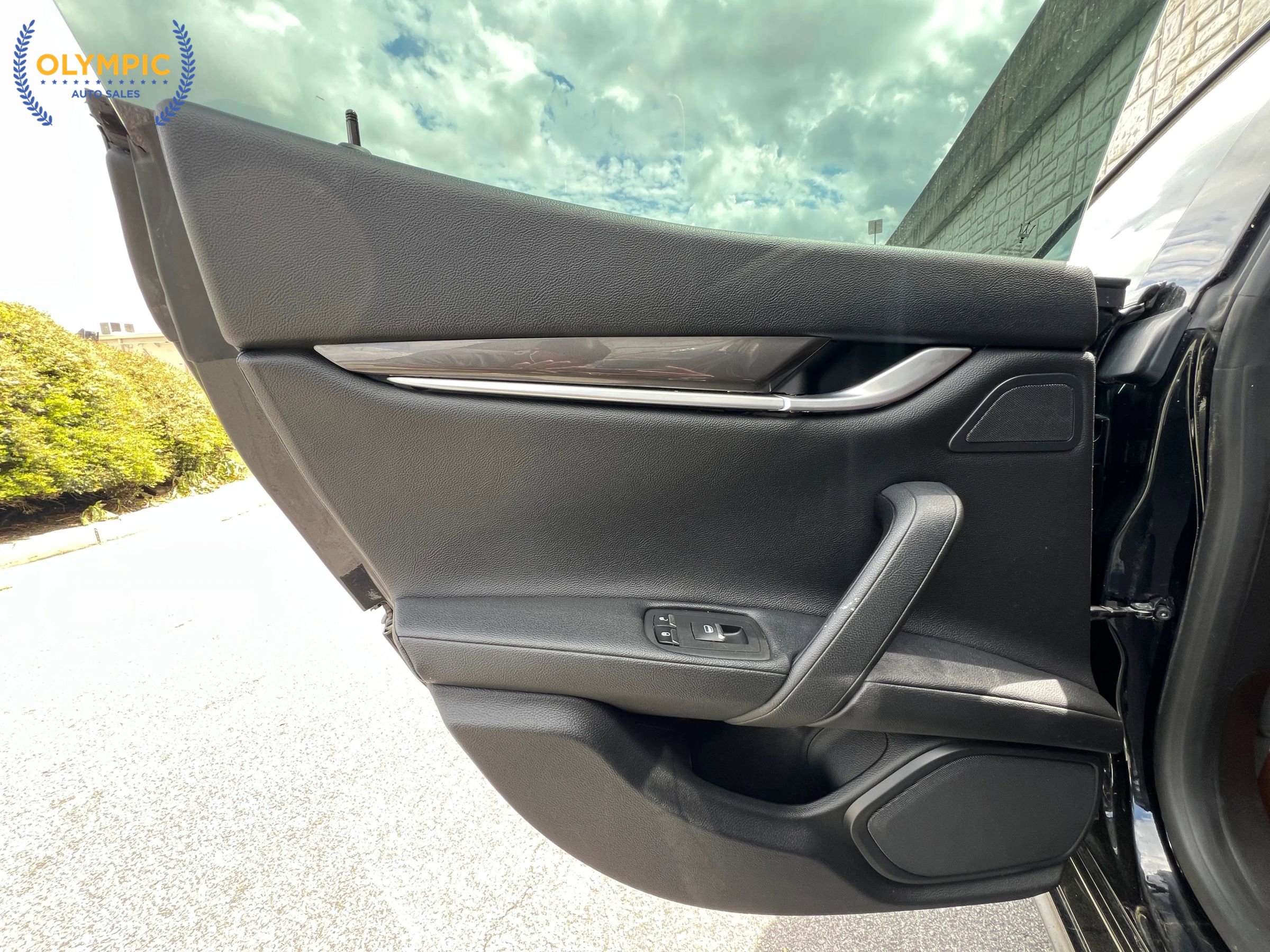 2015 Maserati Ghibli