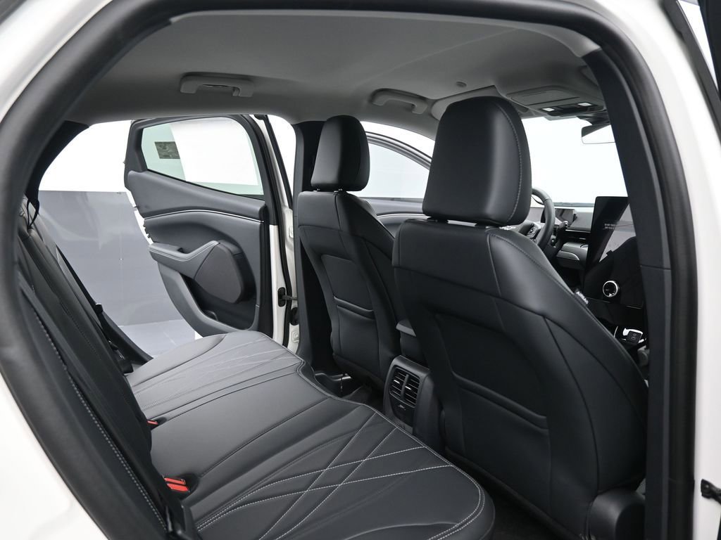 2024 Ford Mustang Mach-E Select