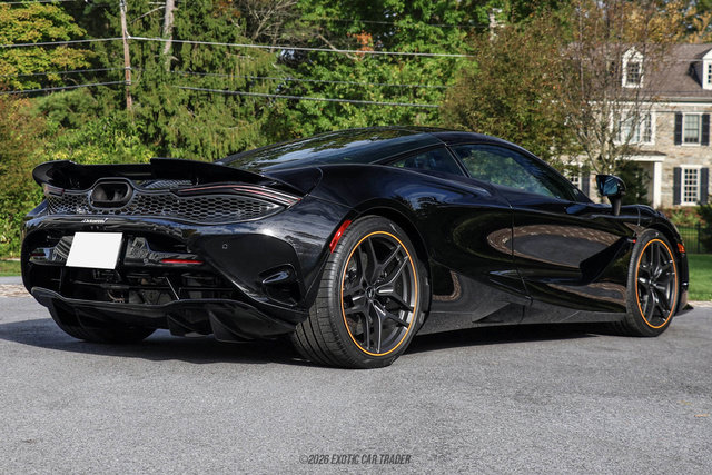 Used 2025 McLaren 750S photo 7