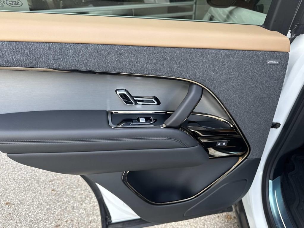 2025 Land Rover Range Rover Sport Dynamic SE