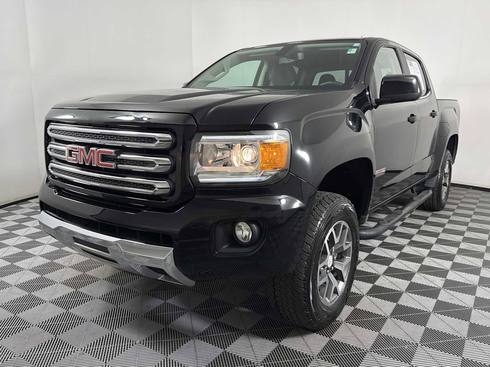 2016 GMC Canyon SLE