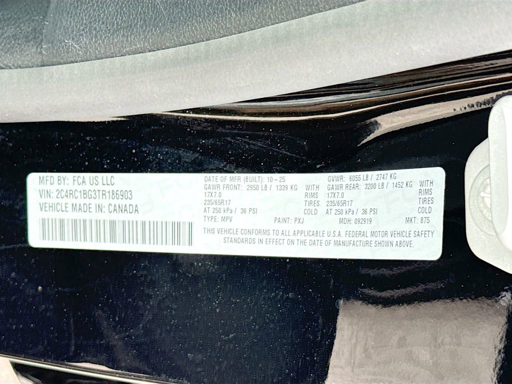 2026 Chrysler Pacifica Select