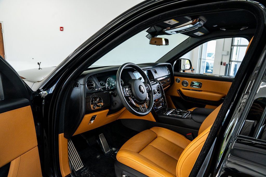 2022 Rolls-Royce Cullinan Black Badge