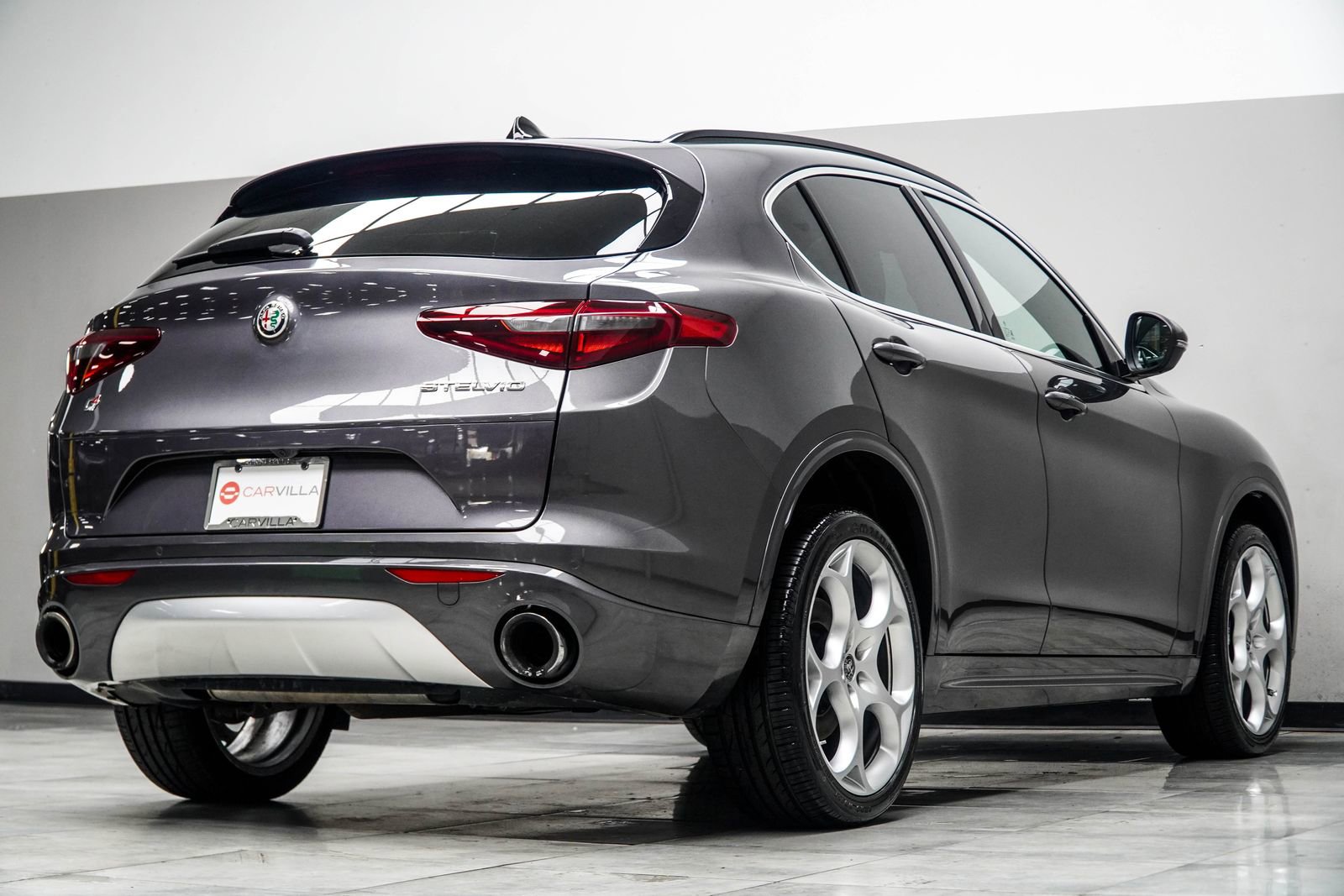 2023 Alfa Romeo Stelvio Ti Lusso