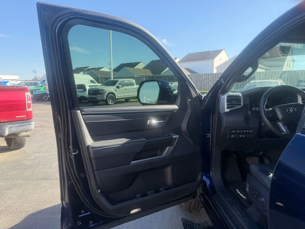 2022 Toyota Tundra Platinum