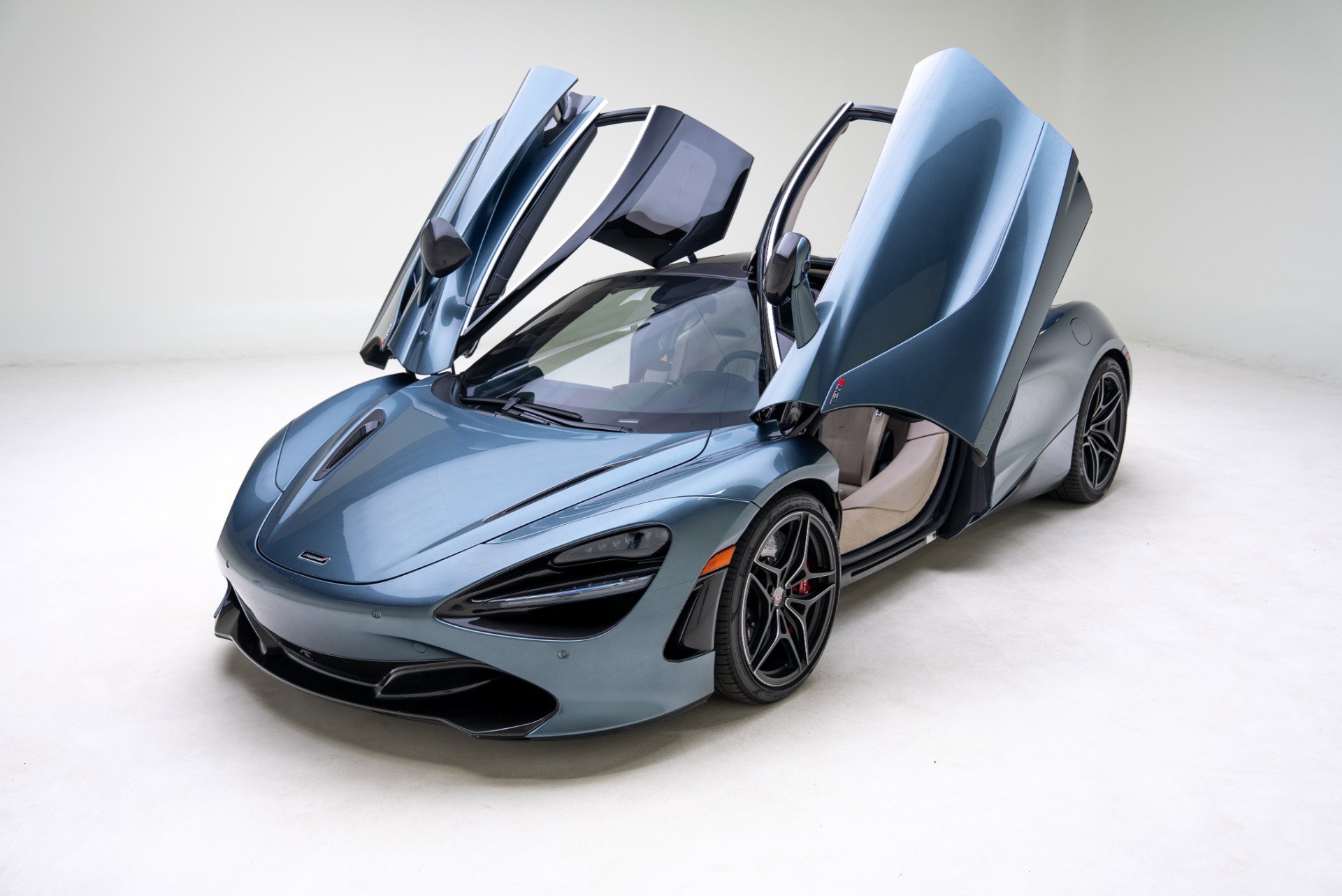 Used 2018 McLaren 720S Luxury photo 38