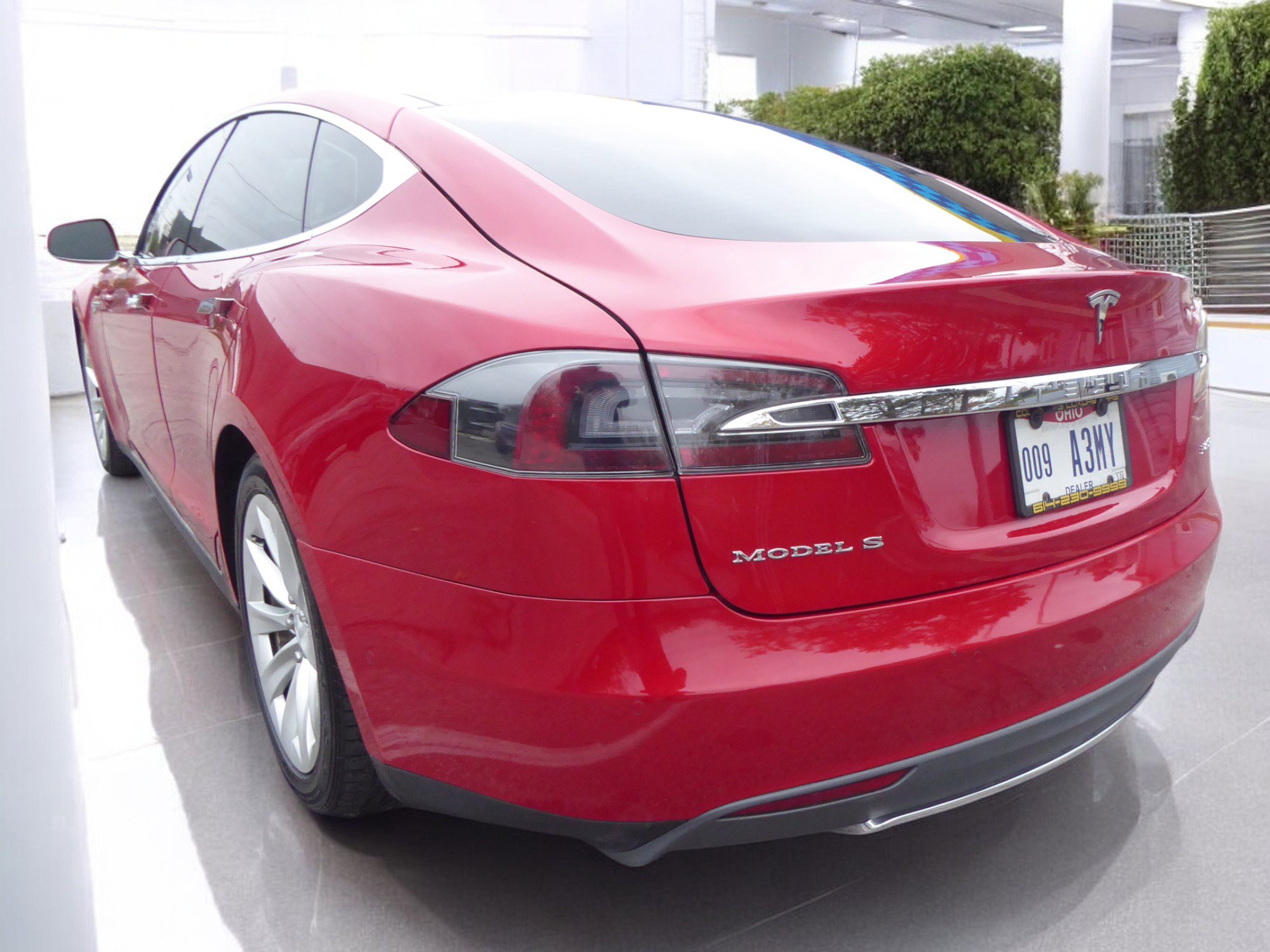 2014 Tesla Model S P85D