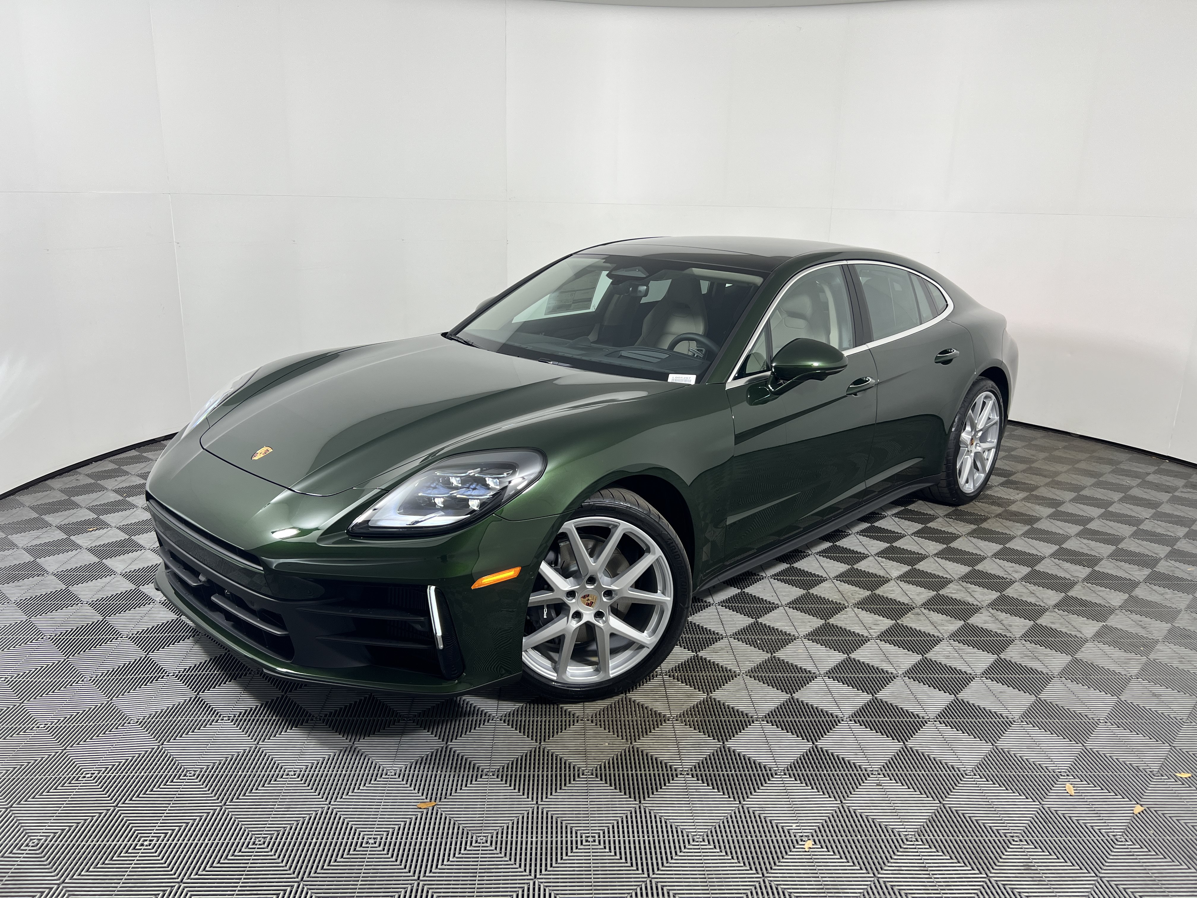 New 2026 Porsche Panamera