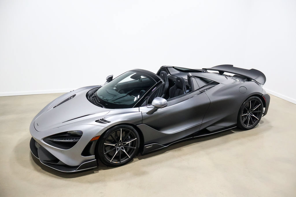 Used 2022 McLaren 765LT photo 40