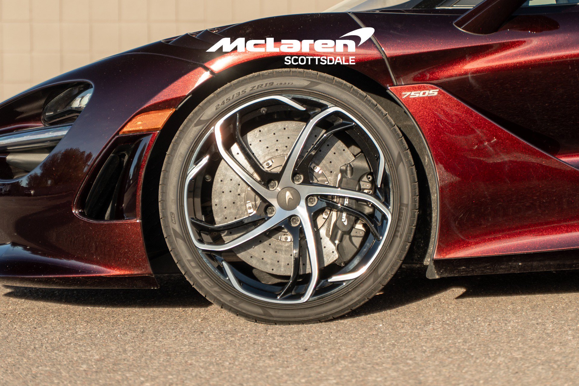 Used 2025 McLaren 750S photo 18