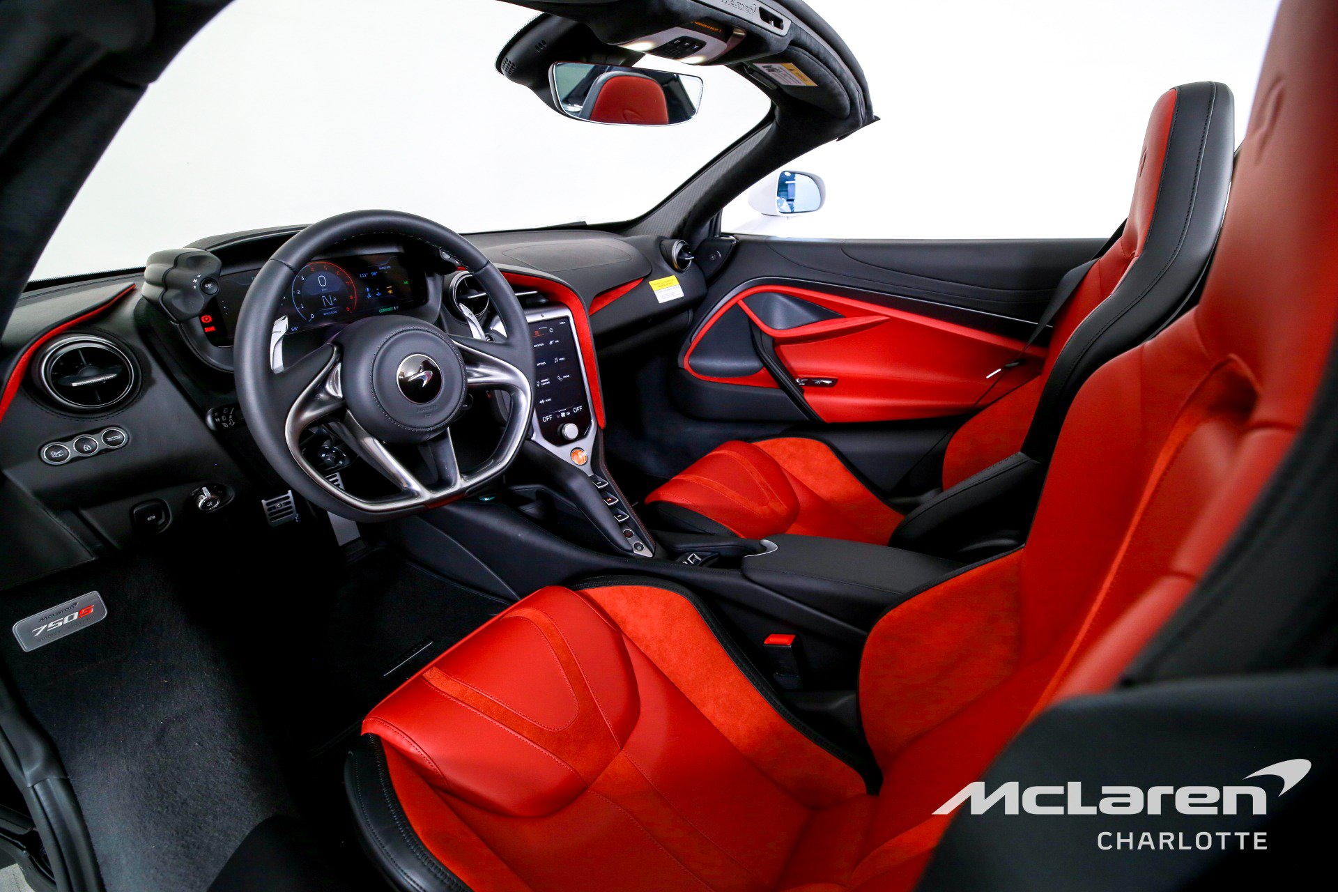 Used 2026 McLaren 750S Spider photo 14
