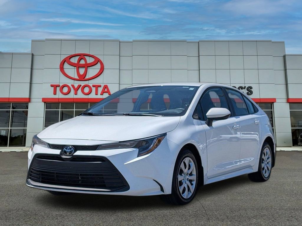 Used 2025 Toyota Corolla LE