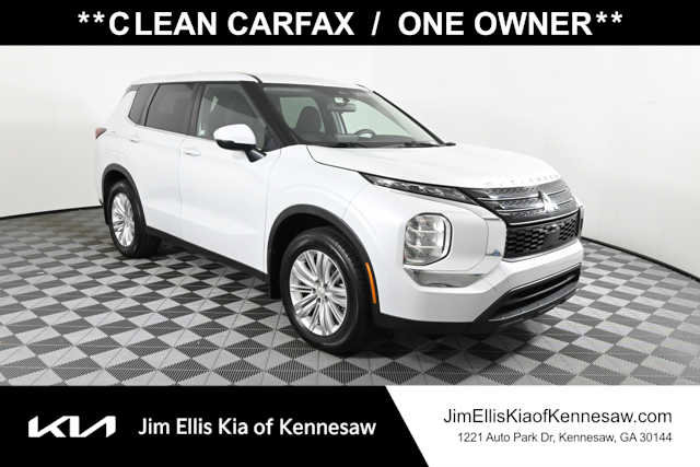 2022 Mitsubishi Outlander ES