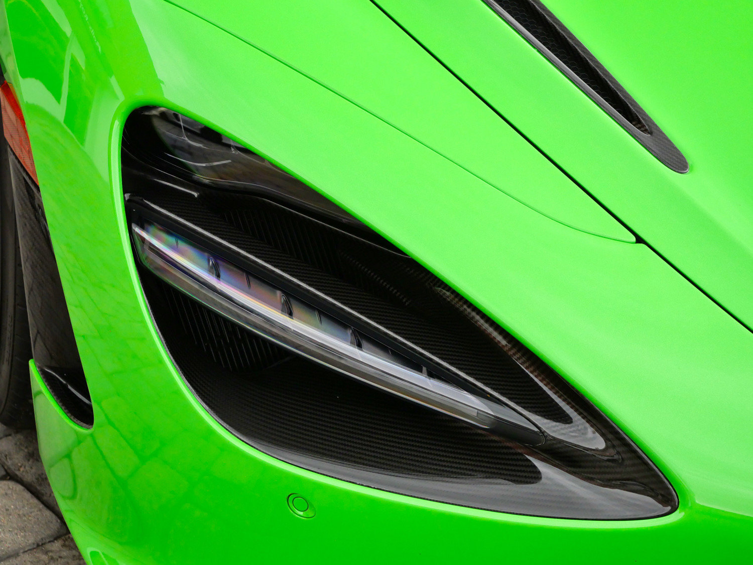 Used 2024 McLaren 750S Spider photo 6