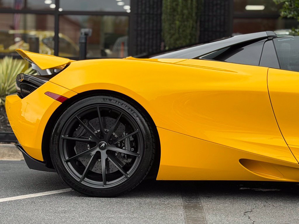 Used 2022 McLaren 720S Spider photo 23