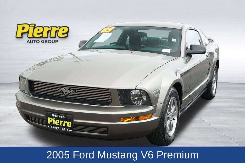 Used 2005 Ford Mustang Premium