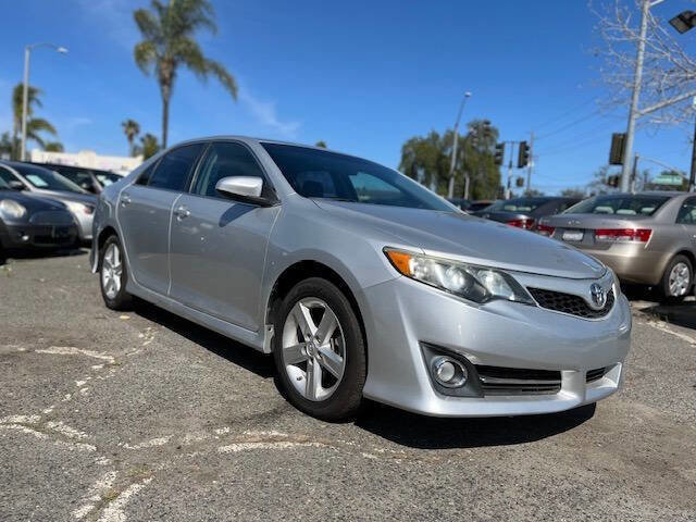 2014 Toyota Camry SE