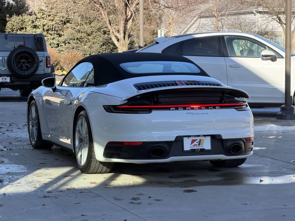 2021 Porsche 911 Carrera