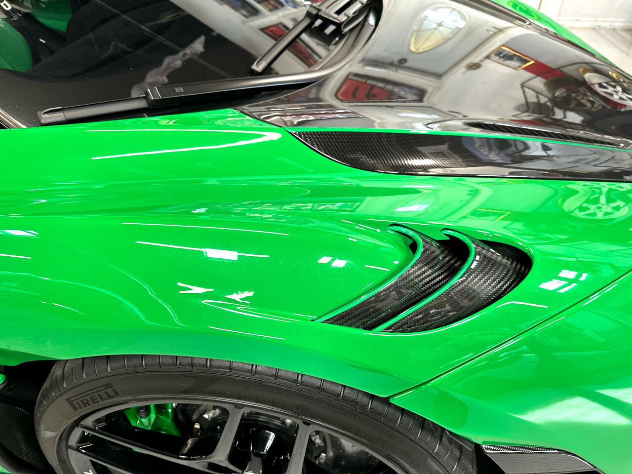 Used 2022 McLaren 765LT photo 18