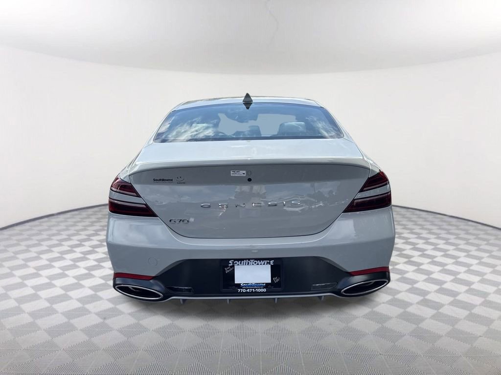 2025 Genesis G70 2.5T