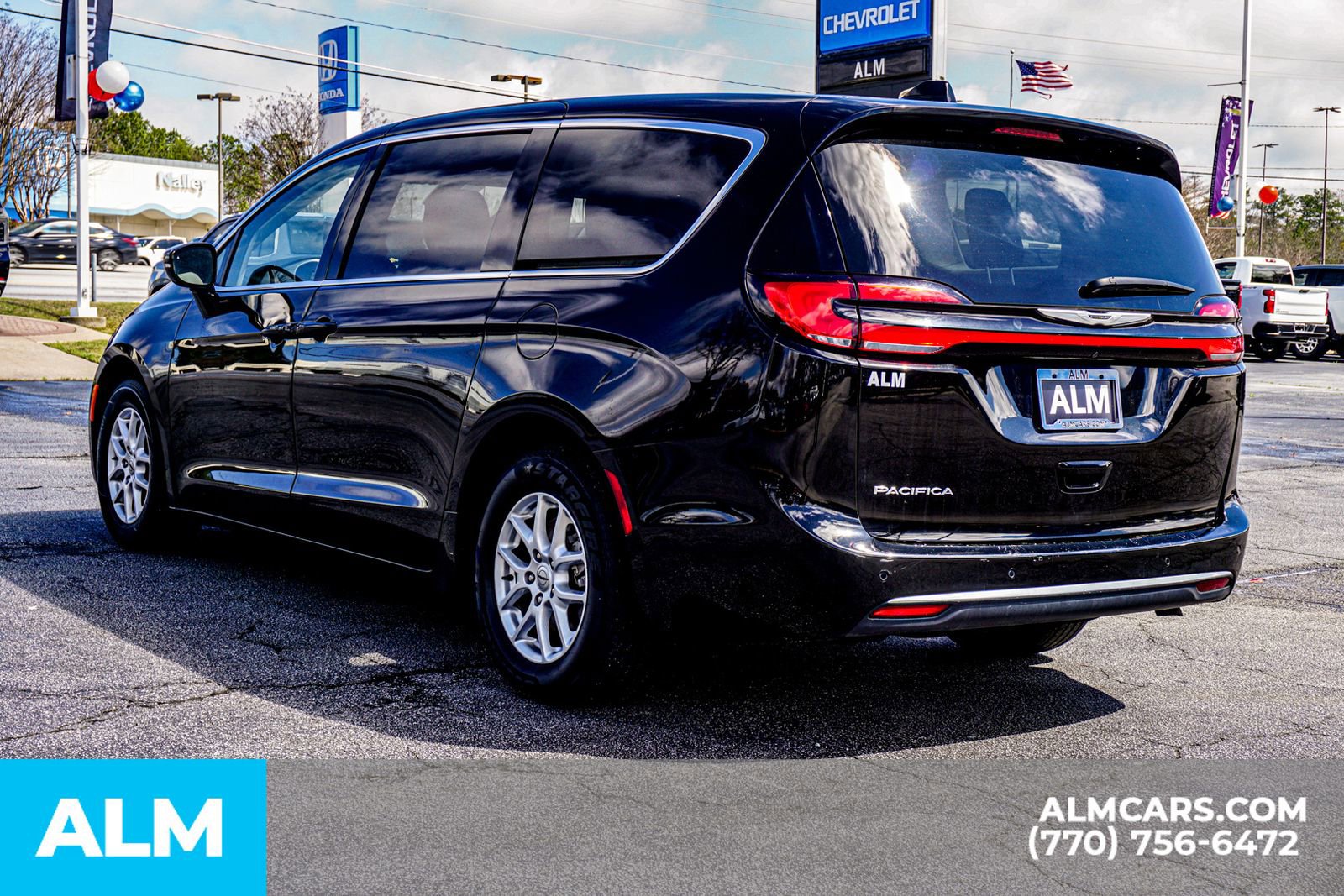 2024 Chrysler Pacifica Touring-L