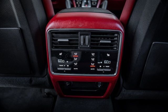 2022 Porsche Cayenne Platinum Edition