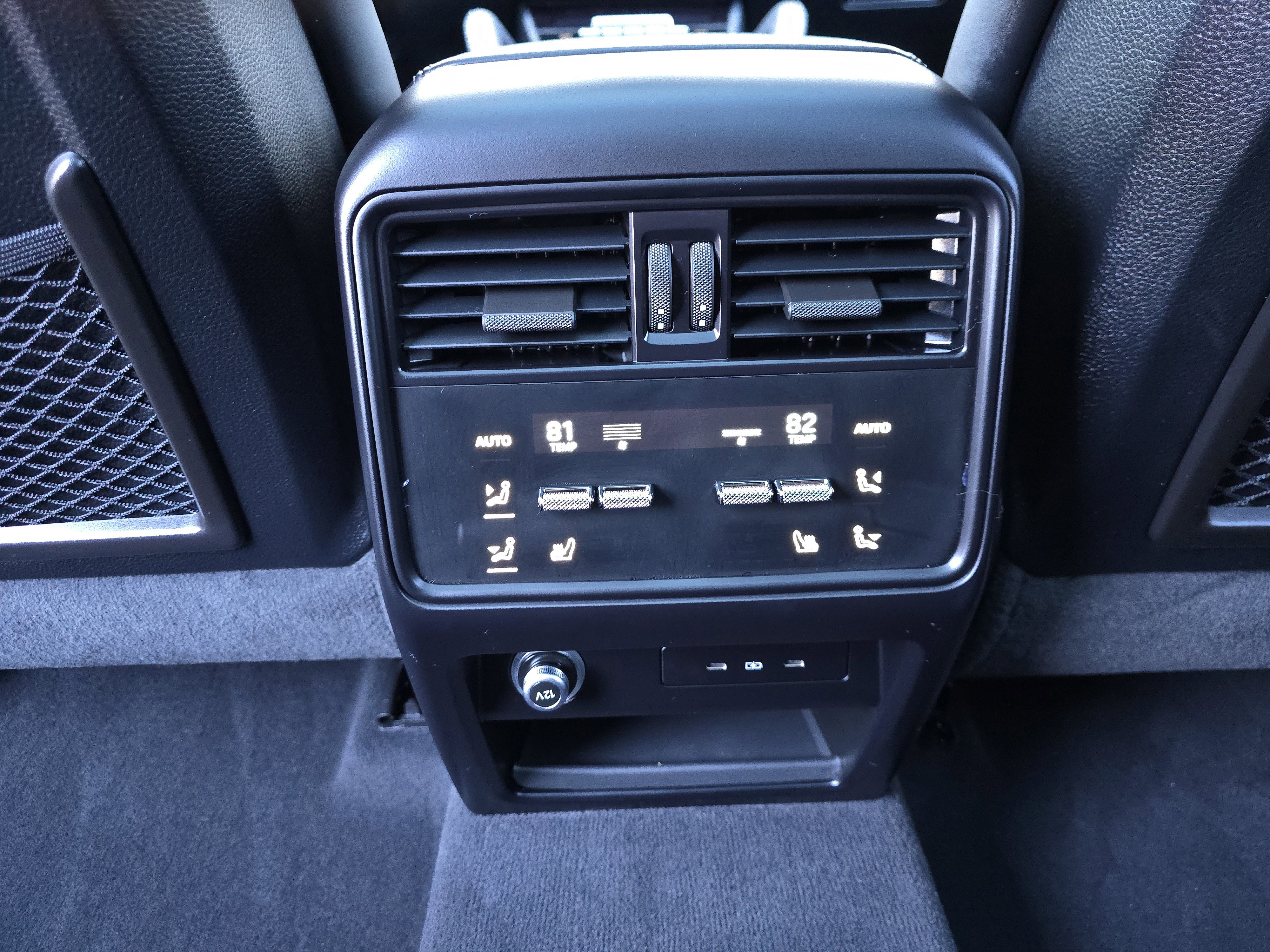 2025 Porsche Cayenne GTS