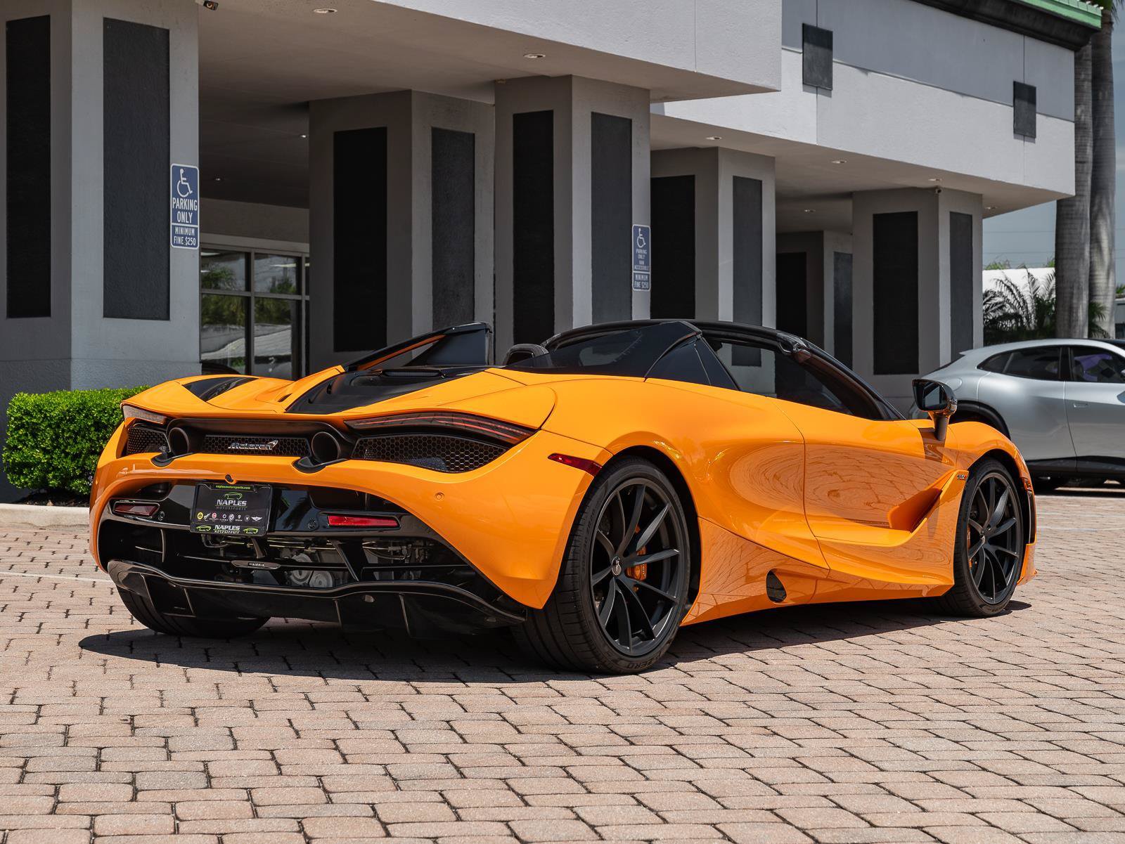 Used 2022 McLaren 720S Performance photo 56