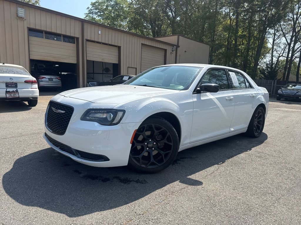 2019 Chrysler 300 Touring