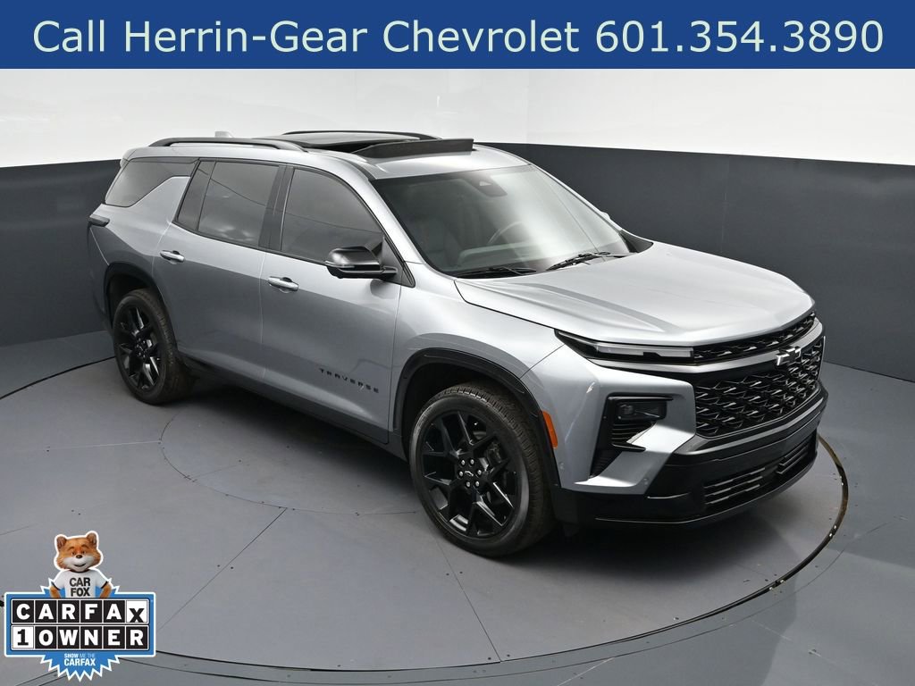Used 2024 Chevrolet Traverse RS