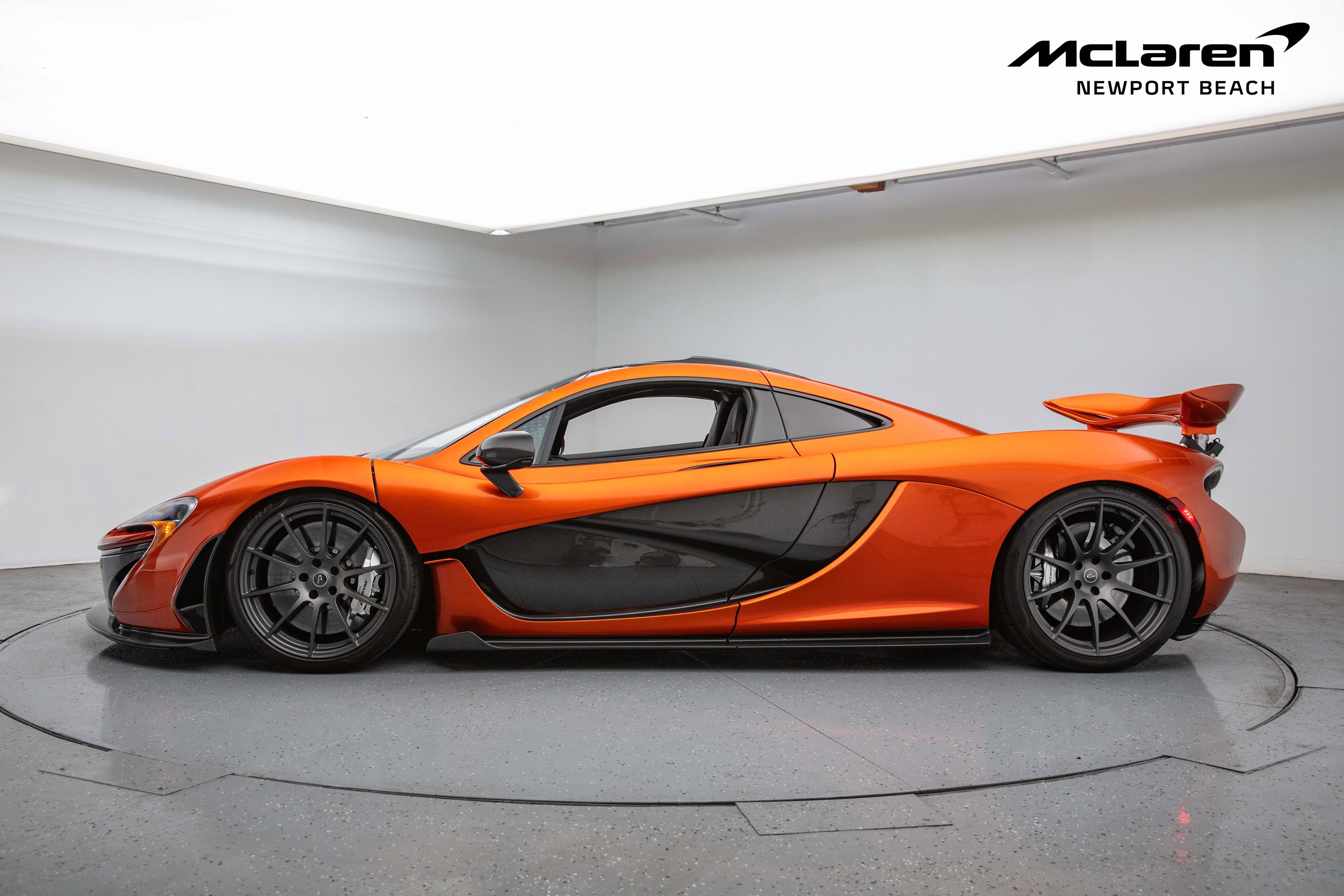 Used 2015 McLaren P1 photo 16