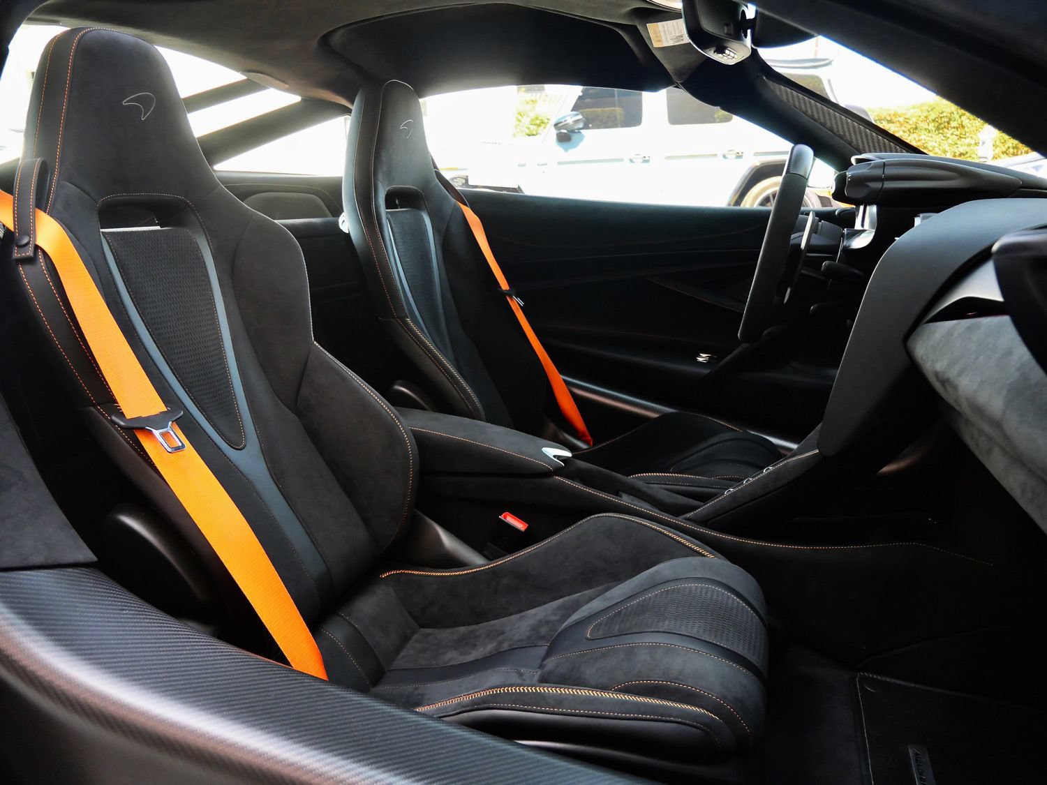 Used 2024 McLaren 750S photo 11