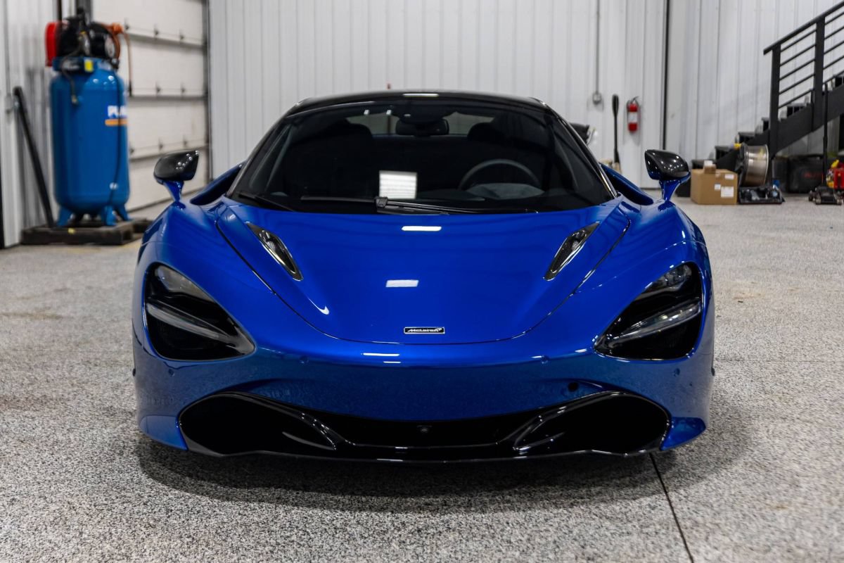 Used 2020 McLaren 720S Spider photo 12