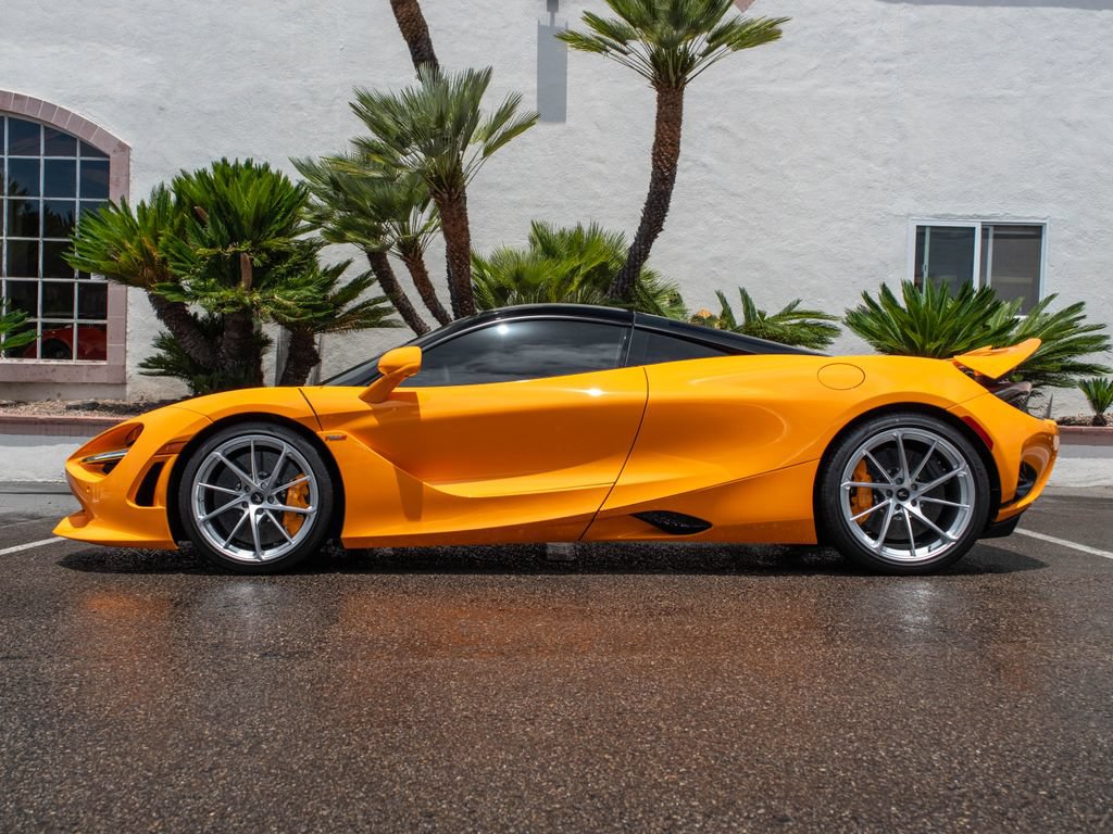 Used 2025 McLaren 750S 3