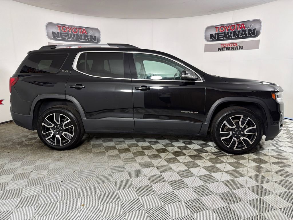2022 GMC Acadia SLT