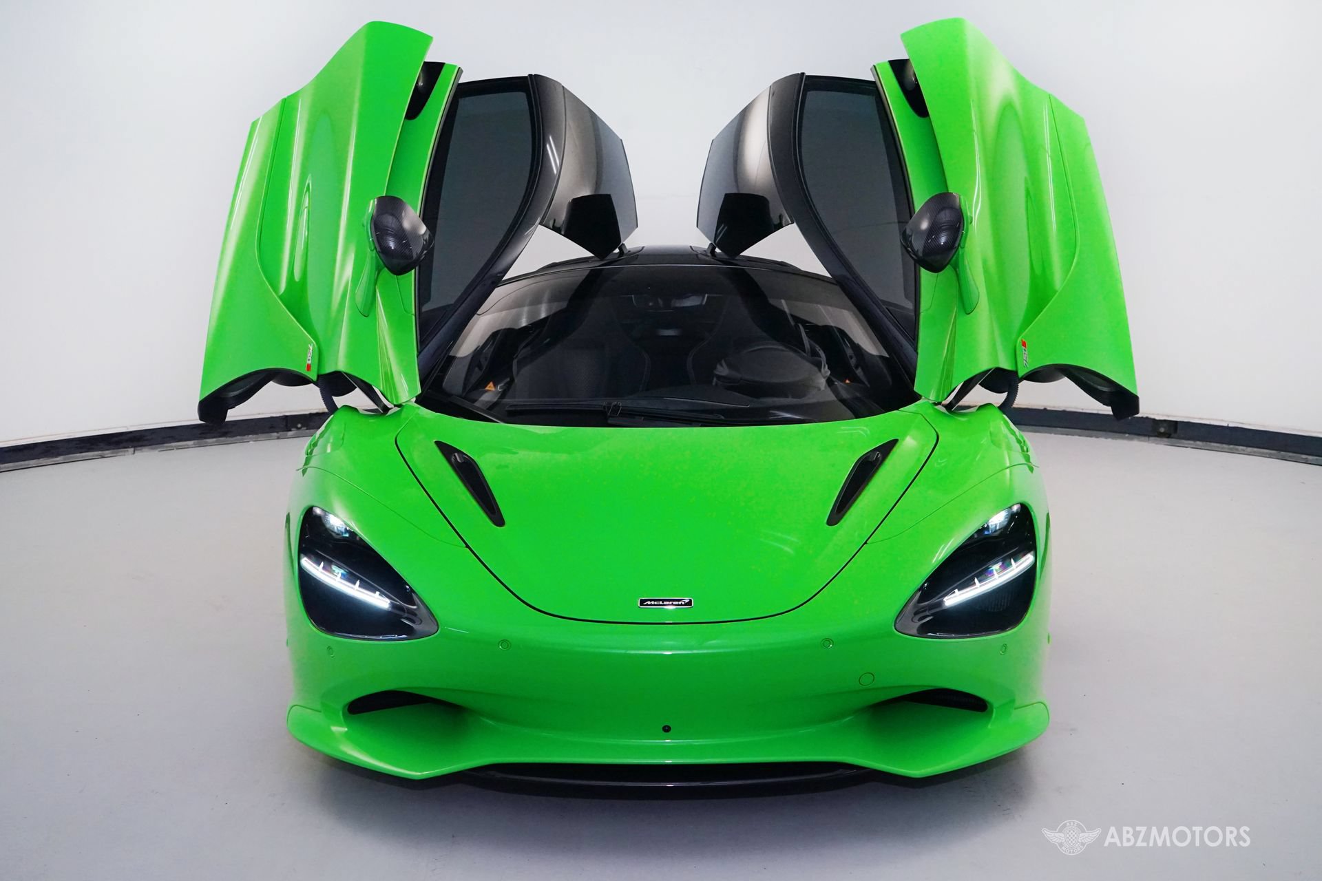 Used 2024 McLaren 750S 3