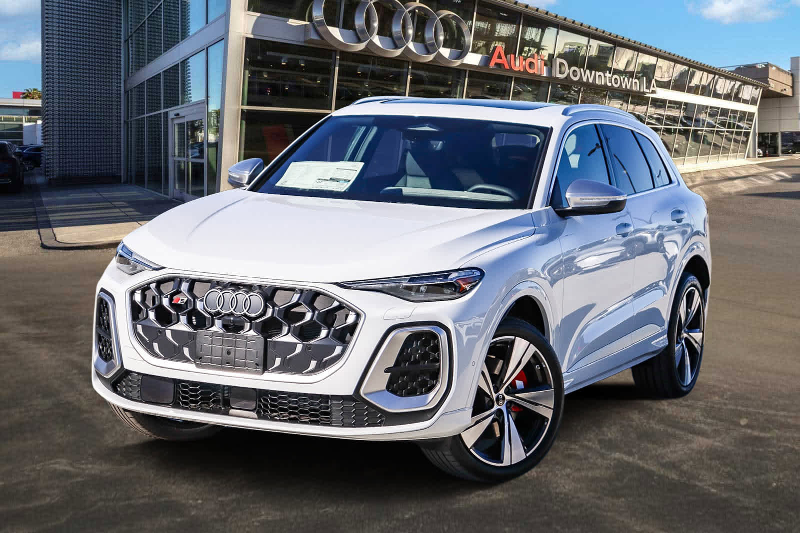 New 2025 Audi SQ5 Premium Plus