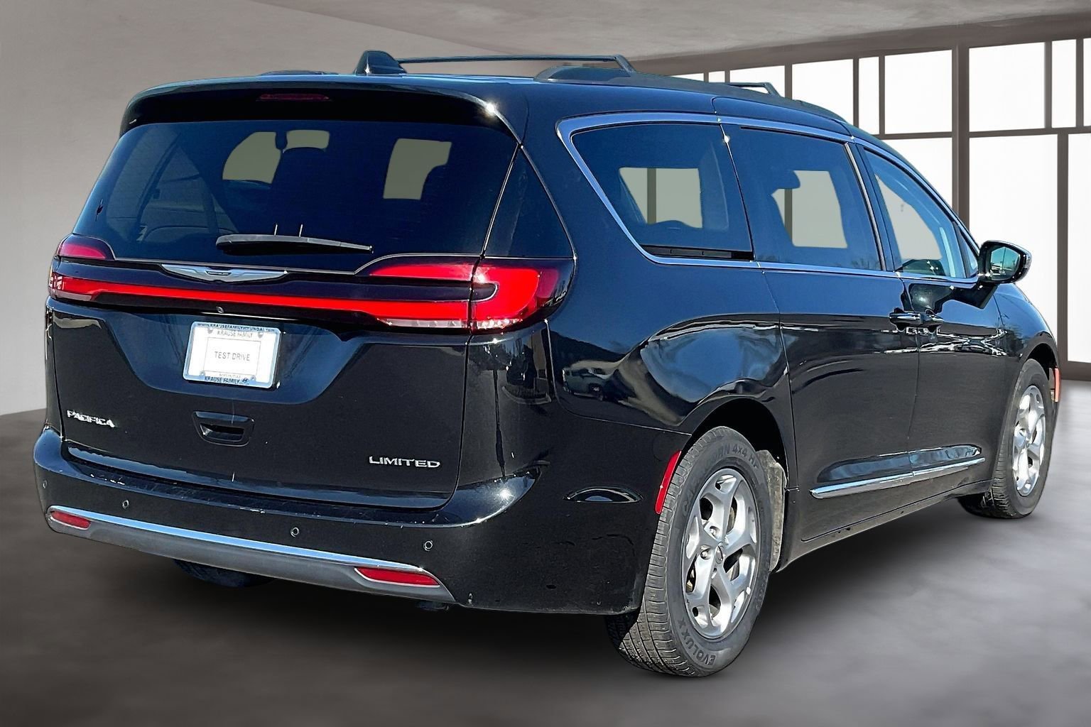 2023 Chrysler Pacifica Limited