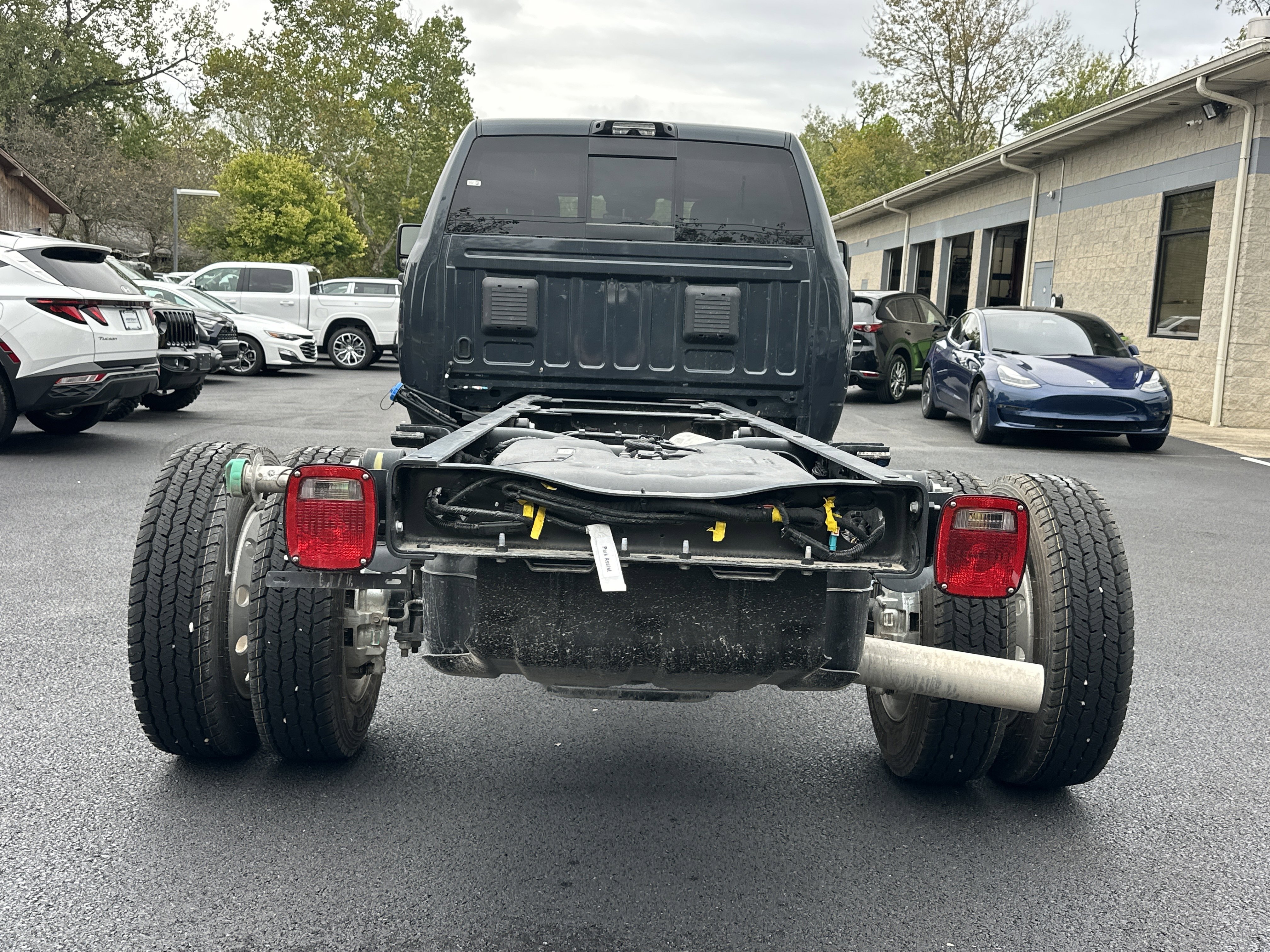 2026 RAM 5500 4x4 Crew Cab