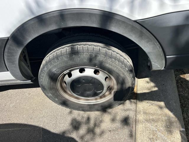 2022 Ford Transit 150 Medium Roof