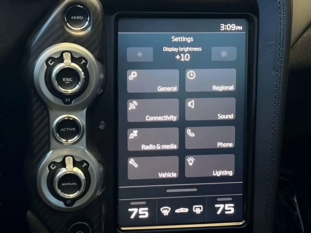 Used 2018 McLaren 720S photo 23