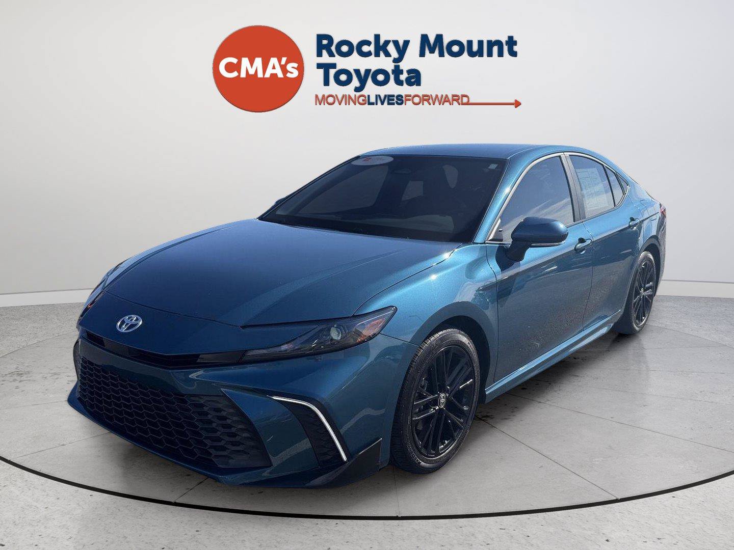 Used 2025 Toyota Camry SE w/ Convenience Package