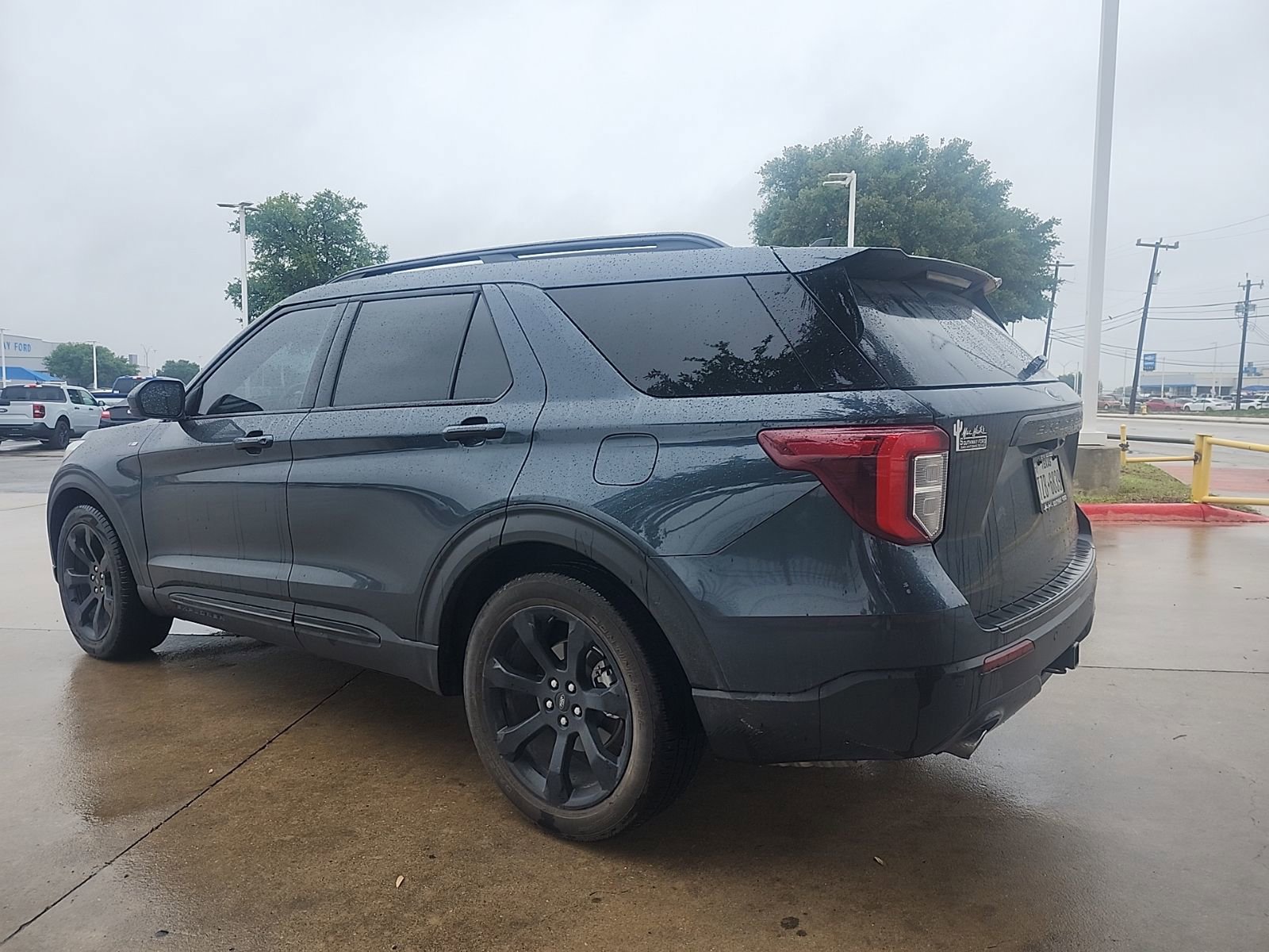 2024 Ford Explorer ST-Line