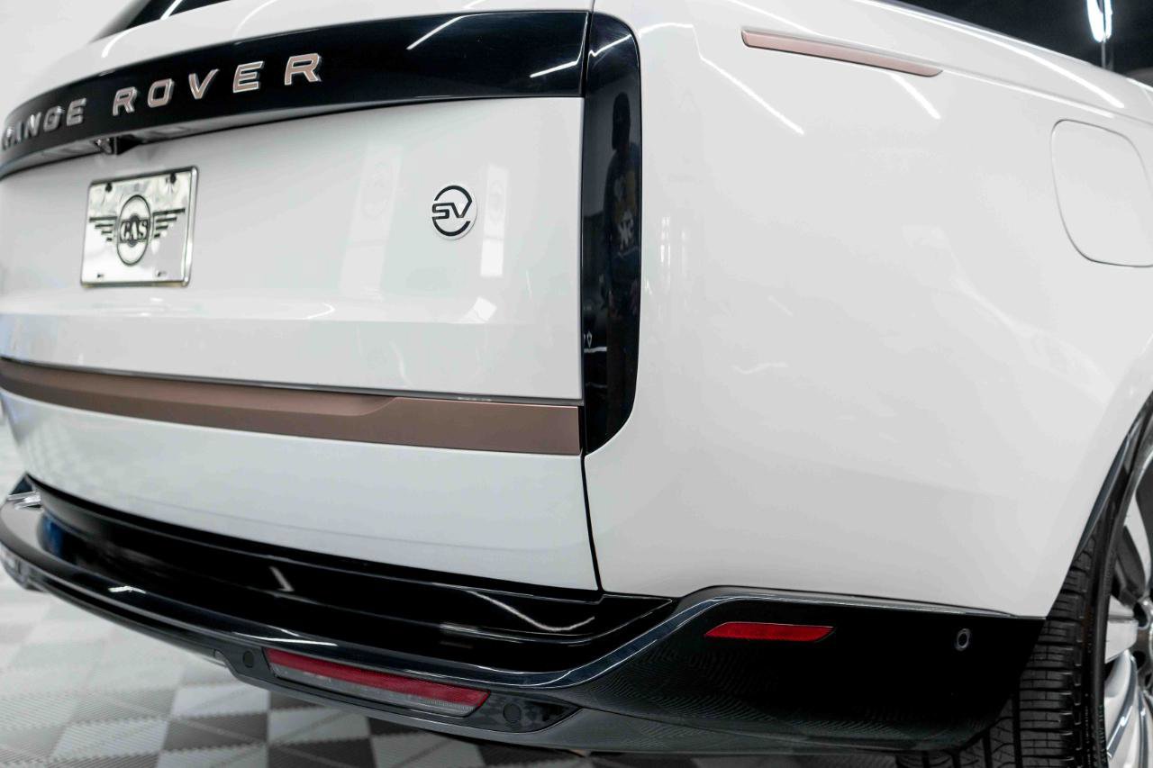 2024 Land Rover Range Rover SV
