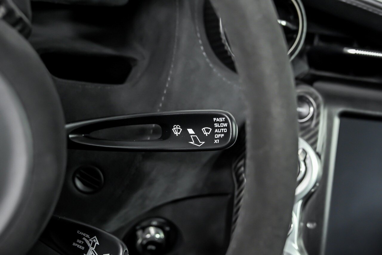 Used 2018 McLaren 720S Performance photo 32