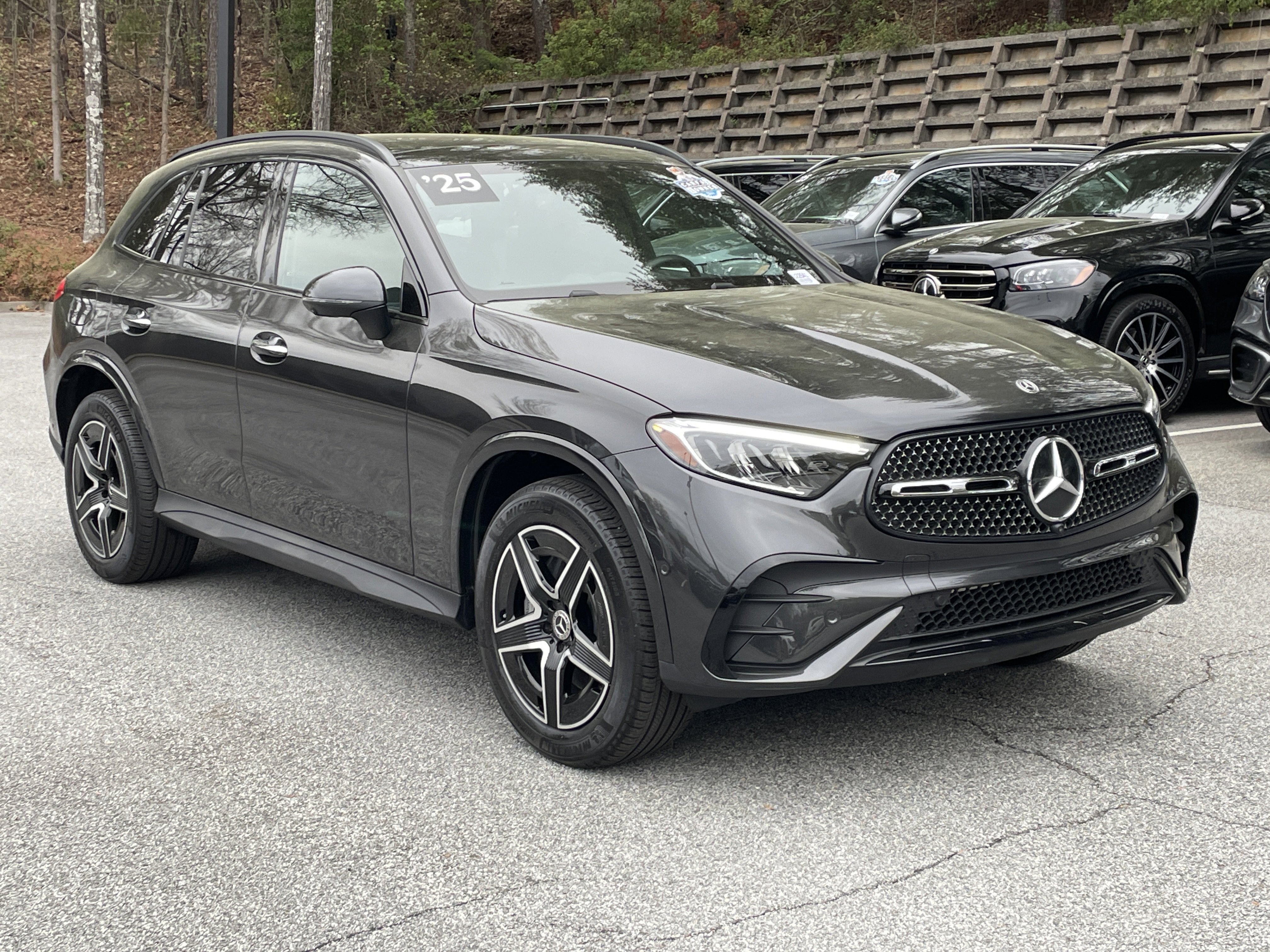 2025 Mercedes-Benz GLC 300