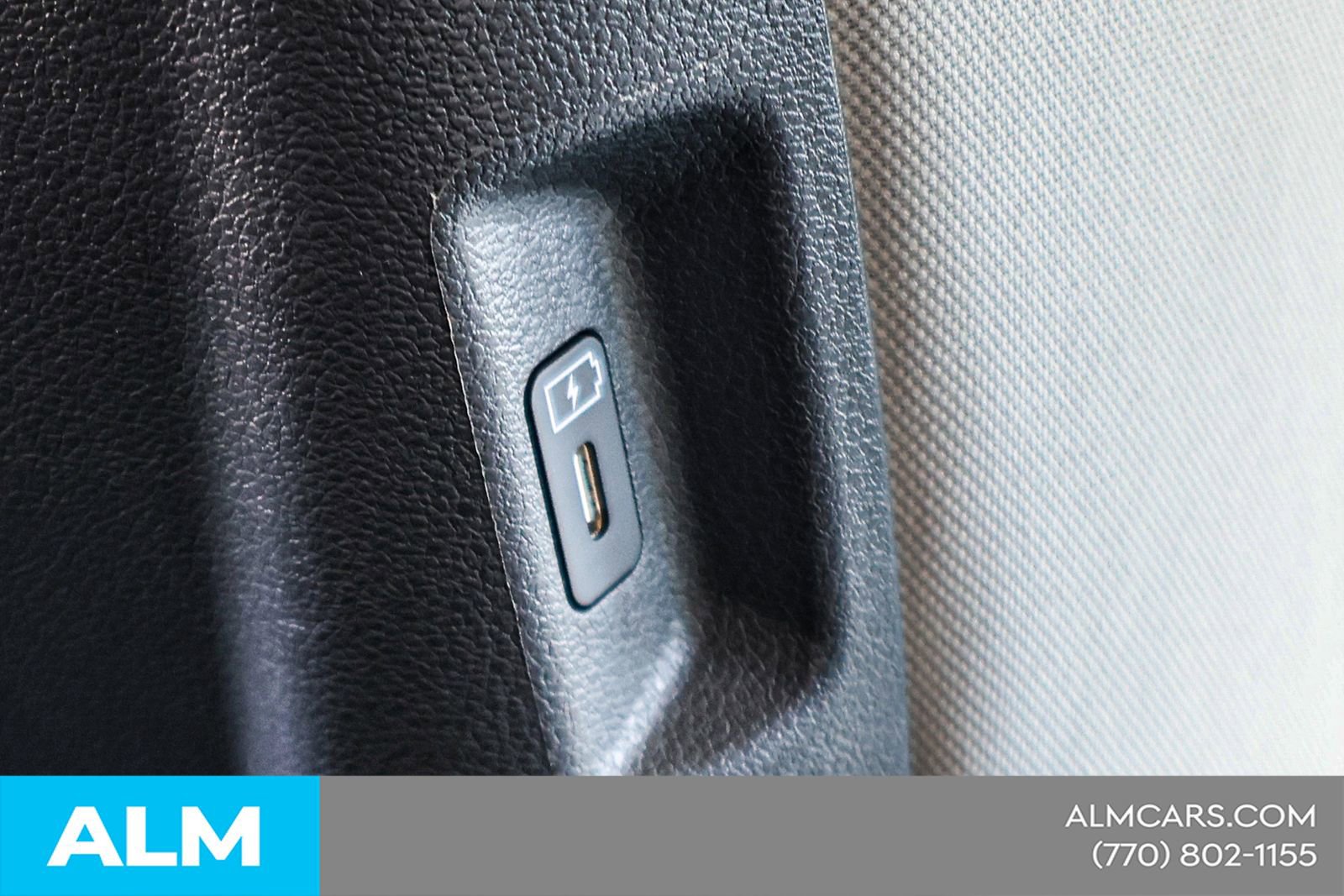 2025 Hyundai Santa Fe SE