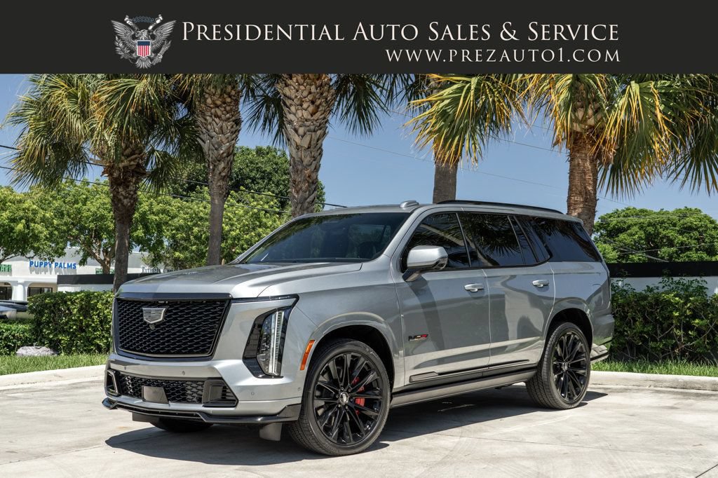 Used 2026 Cadillac Escalade V w/ LPO, ONYX Package