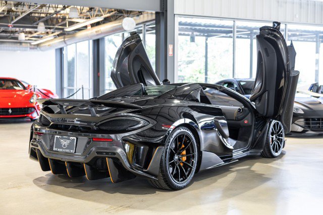 Used 2020 McLaren 600LT Spider photo 6