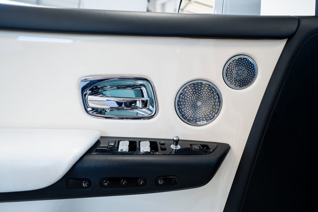 2019 Rolls-Royce Phantom Sedan
